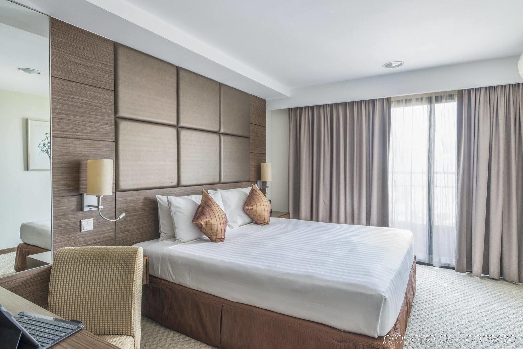 Somerset Liang Court Singapore Esterno foto