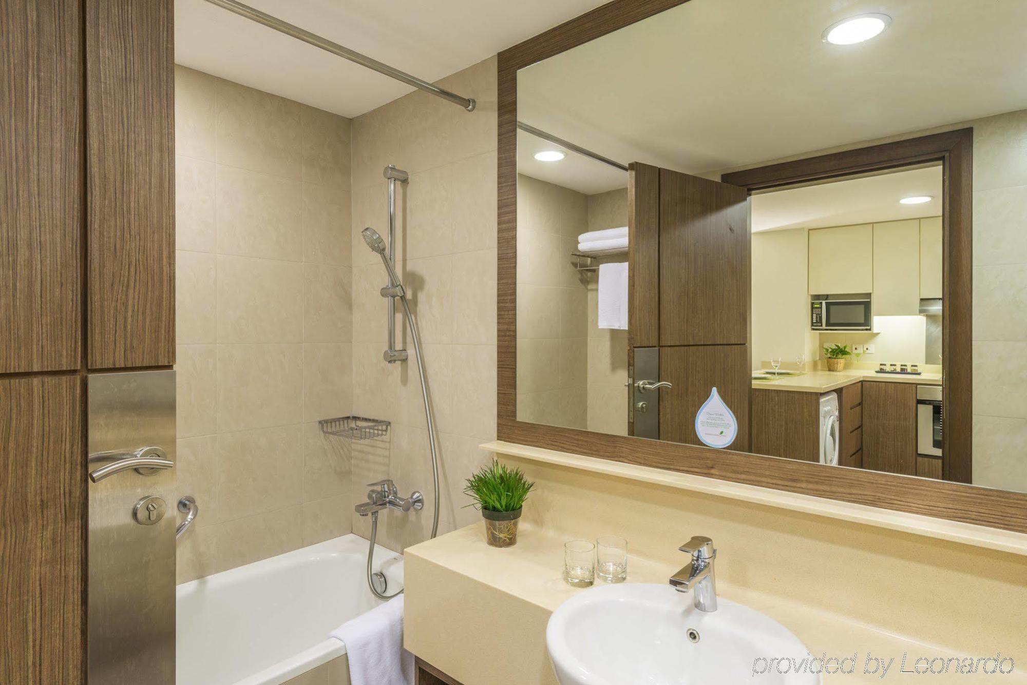 Somerset Liang Court Singapore Esterno foto